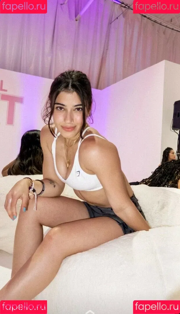 Sara Saffari / sara_saffari / sarasaffari__ Onlyfans Photo Gallery 
