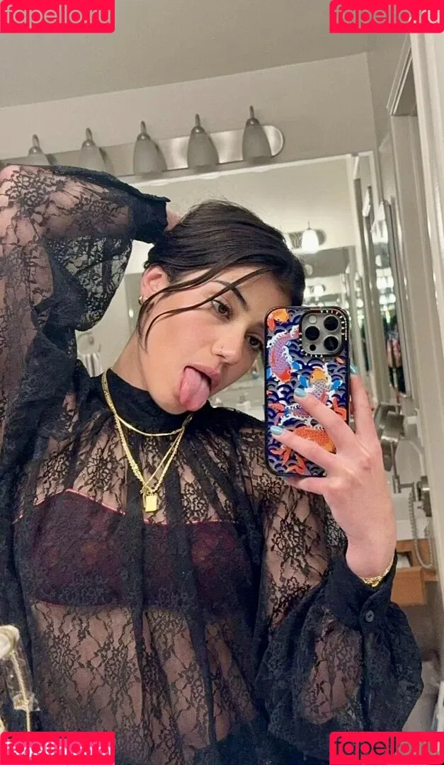 Sara Saffari / sara_saffari / sarasaffari__ Onlyfans Photo Gallery 