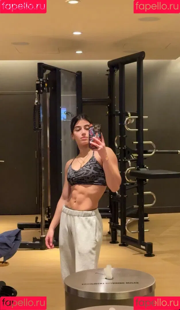 Sara Saffari / sara_saffari / sarasaffari__ Onlyfans Photo Gallery 