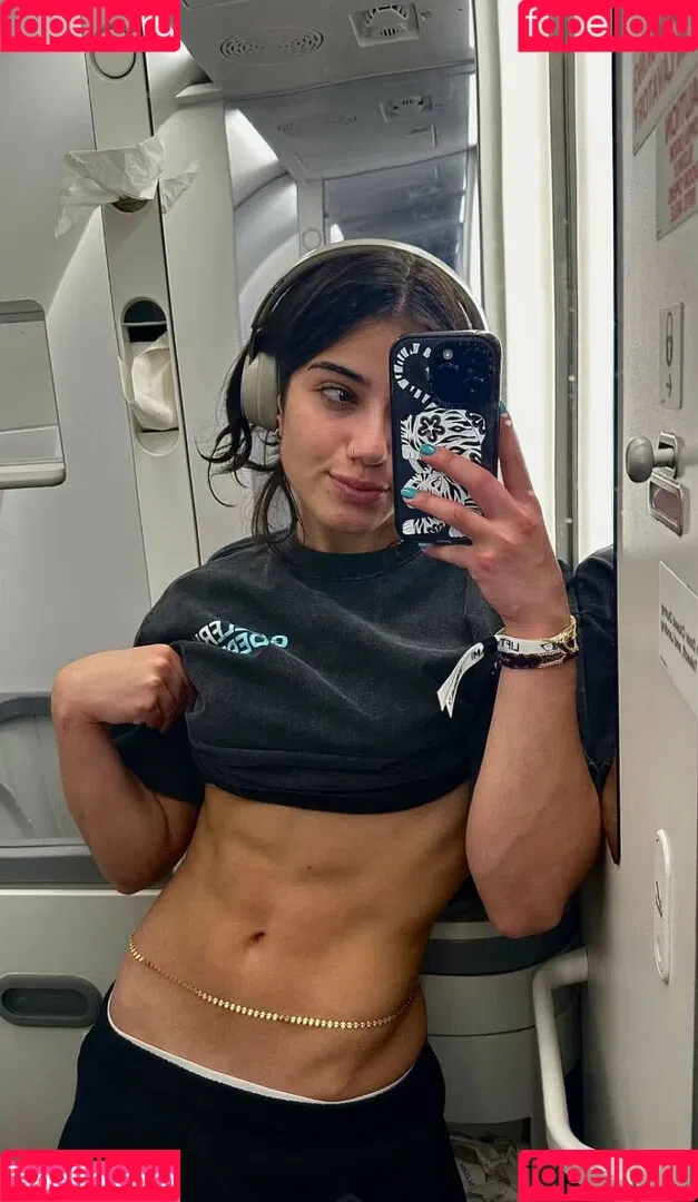 Sara Saffari / sara_saffari / sarasaffari__ Onlyfans Photo Gallery 
