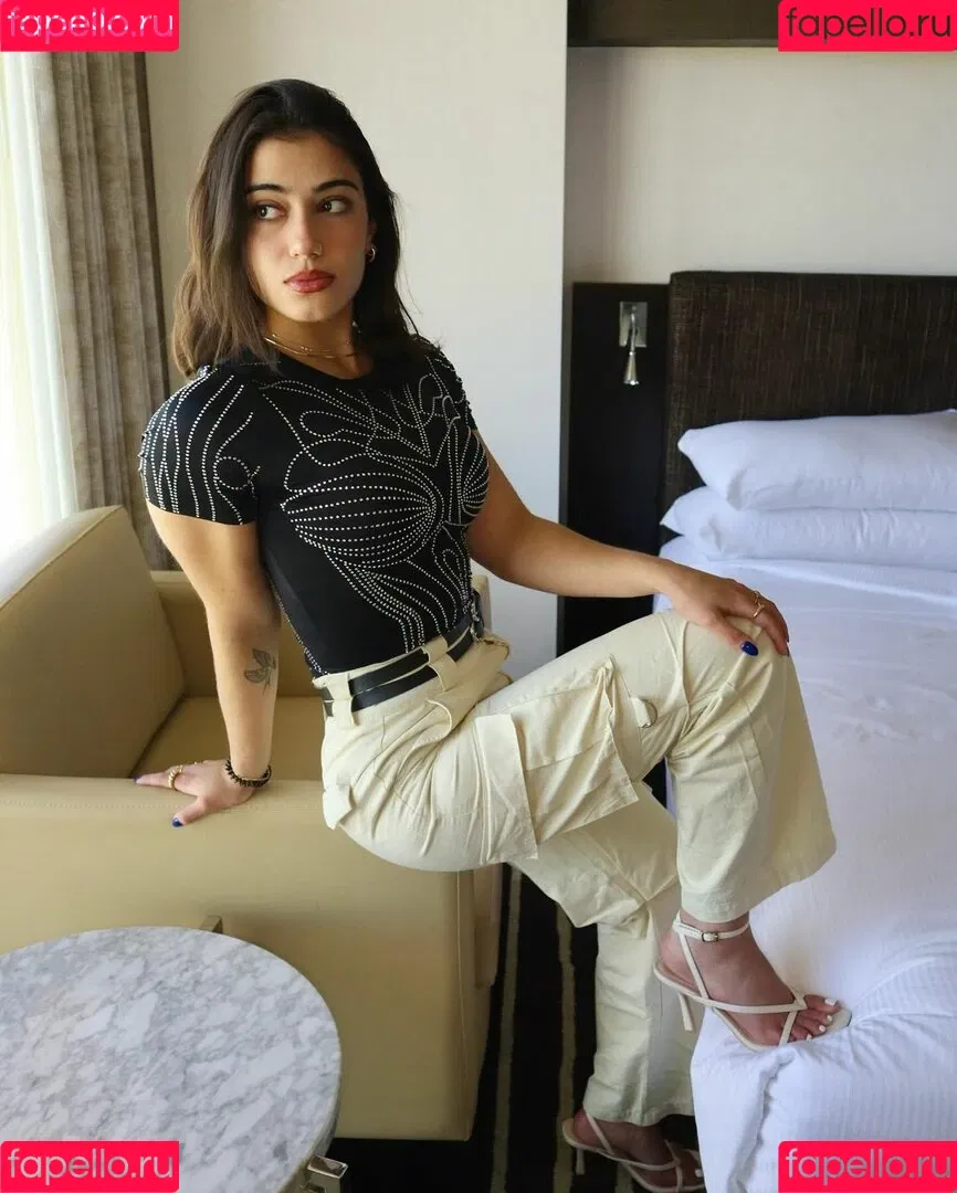 Sara Saffari / sara_saffari / sarasaffari__ Onlyfans Photo Gallery 