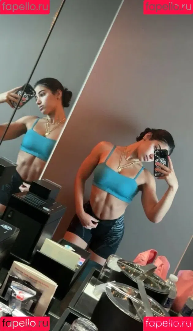 Sara Saffari / sara_saffari / sarasaffari__ Onlyfans Photo Gallery 