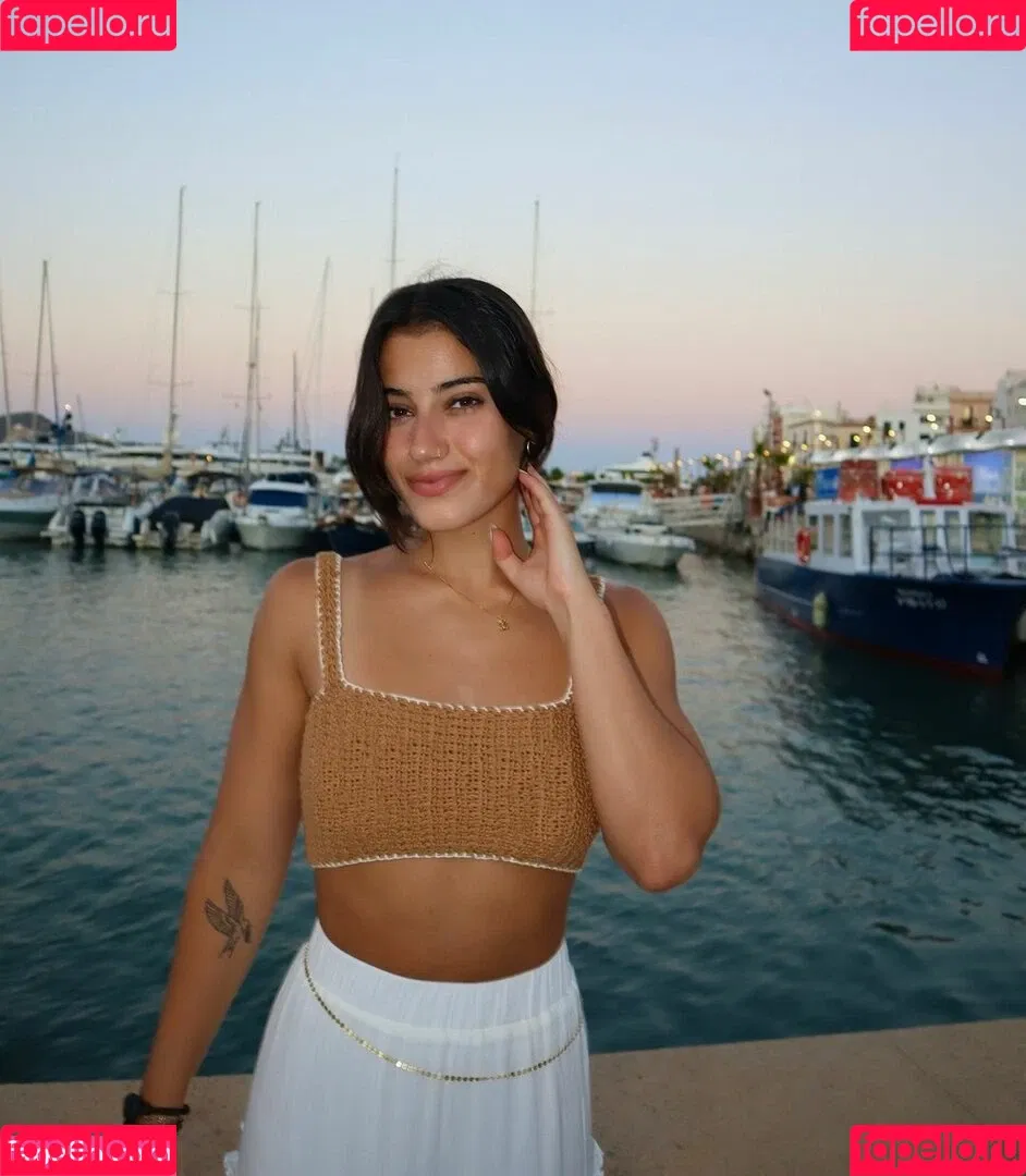 Sara Saffari / sara_saffari / sarasaffari__ Onlyfans Photo Gallery 