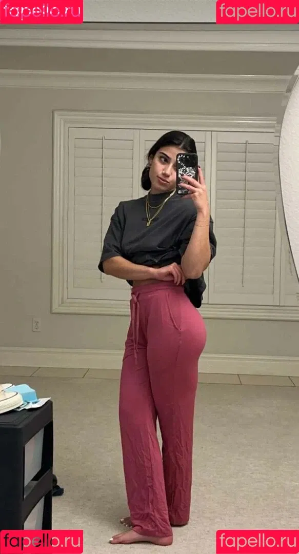 Sara Saffari / sara_saffari / sarasaffari__ Onlyfans Photo Gallery 