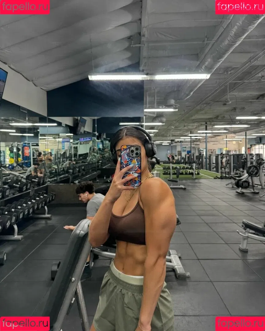 Sara Saffari / sara_saffari / sarasaffari__ Onlyfans Photo Gallery 