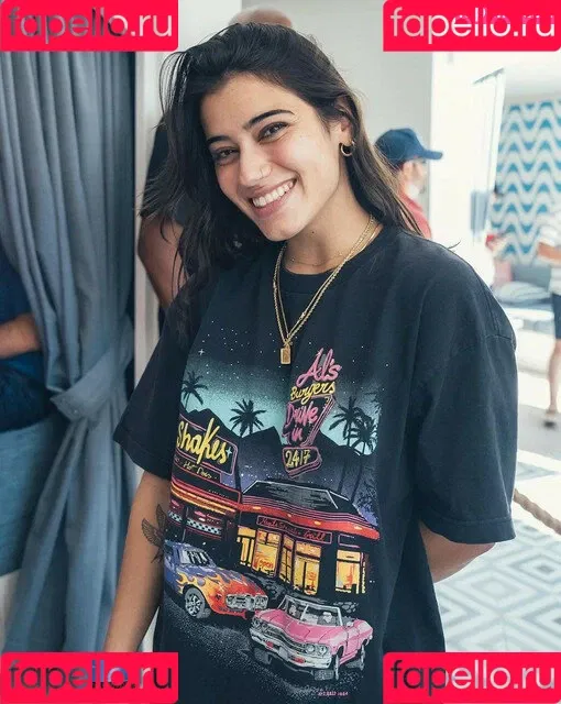 Sara Saffari / sara_saffari / sarasaffari__ Onlyfans Photo Gallery 
