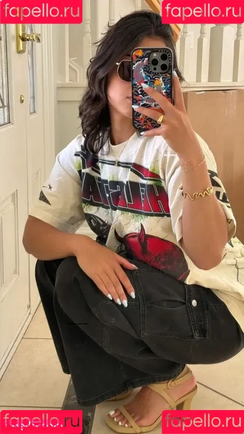Sara Saffari / sara_saffari / sarasaffari__ Onlyfans Photo Gallery 
