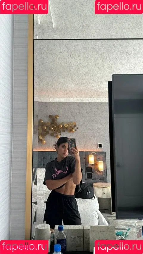 Sara Saffari / sara_saffari / sarasaffari__ Onlyfans Photo Gallery 