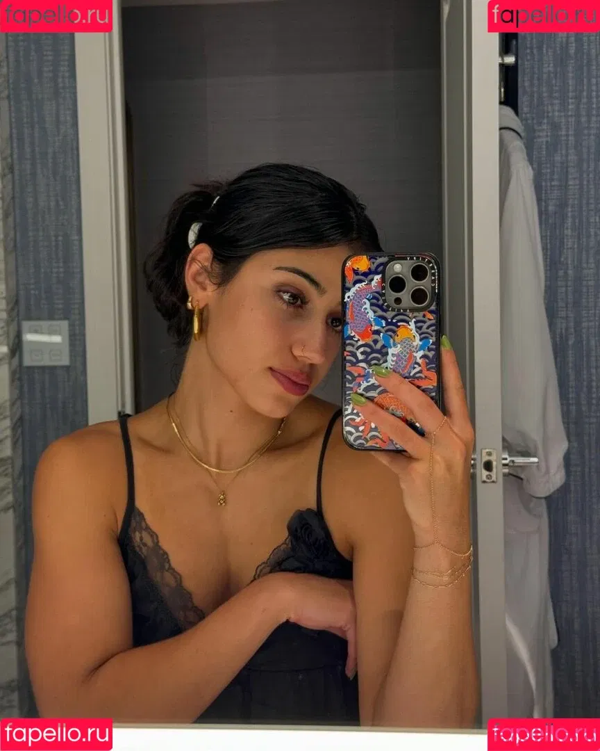 Sara Saffari / sara_saffari / sarasaffari__ Onlyfans Photo Gallery 
