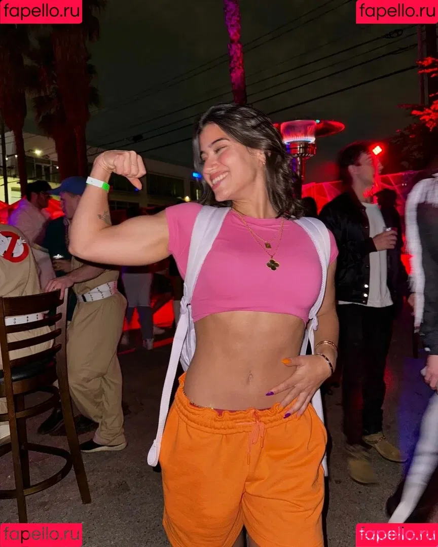 Sara Saffari / sara_saffari / sarasaffari__ Onlyfans Photo Gallery 