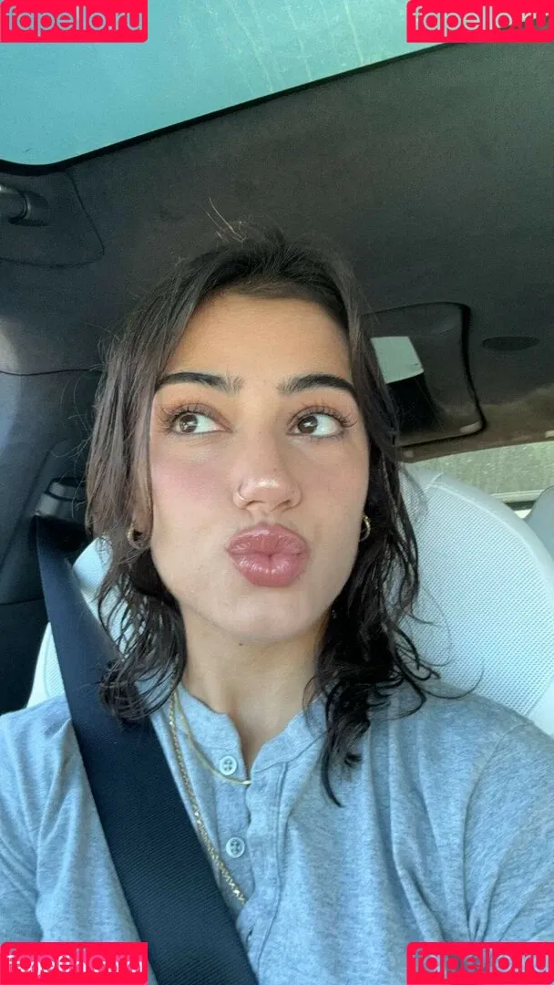 Sara Saffari / sara_saffari / sarasaffari__ Onlyfans Photo Gallery 