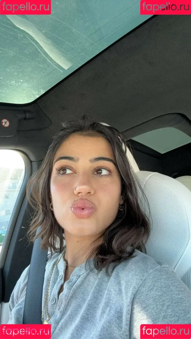 Sara Saffari / sara_saffari / sarasaffari__ Onlyfans Photo Gallery 
