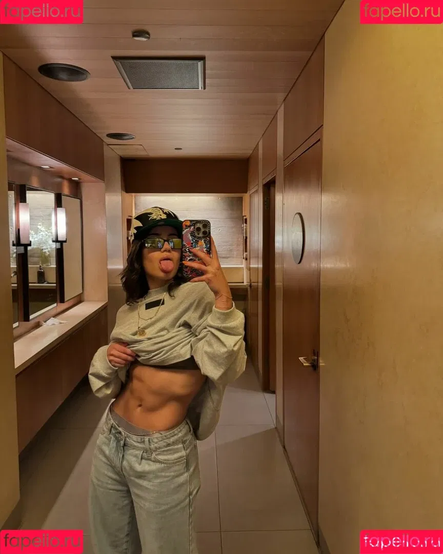 Sara Saffari / sara_saffari / sarasaffari__ Onlyfans Photo Gallery 