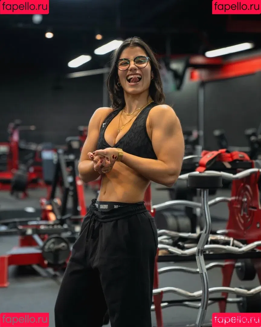 Sara Saffari / sara_saffari / sarasaffari__ Onlyfans Photo Gallery 