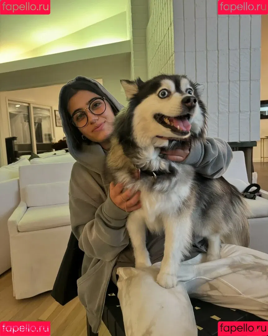 Sara Saffari / sara_saffari / sarasaffari__ Onlyfans Photo Gallery 