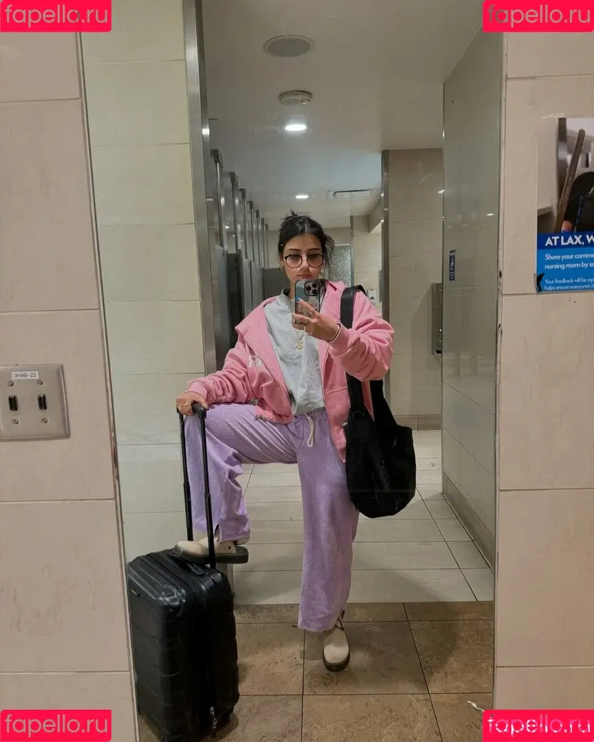 Sara Saffari / sara_saffari / sarasaffari__ Onlyfans Photo Gallery 