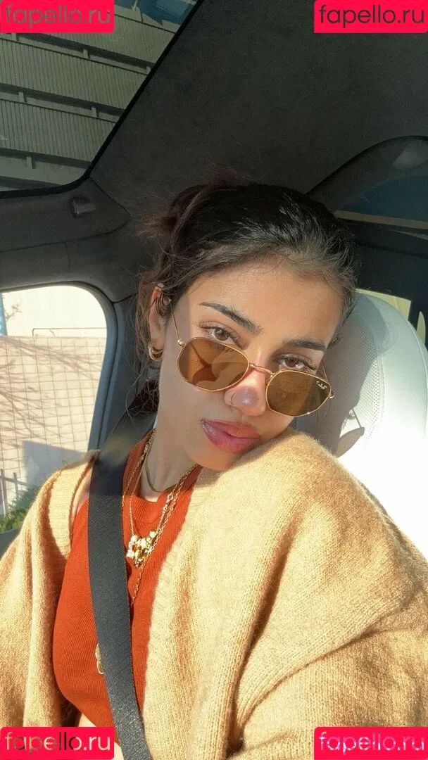 Sara Saffari / sara_saffari / sarasaffari__ Onlyfans Photo Gallery 