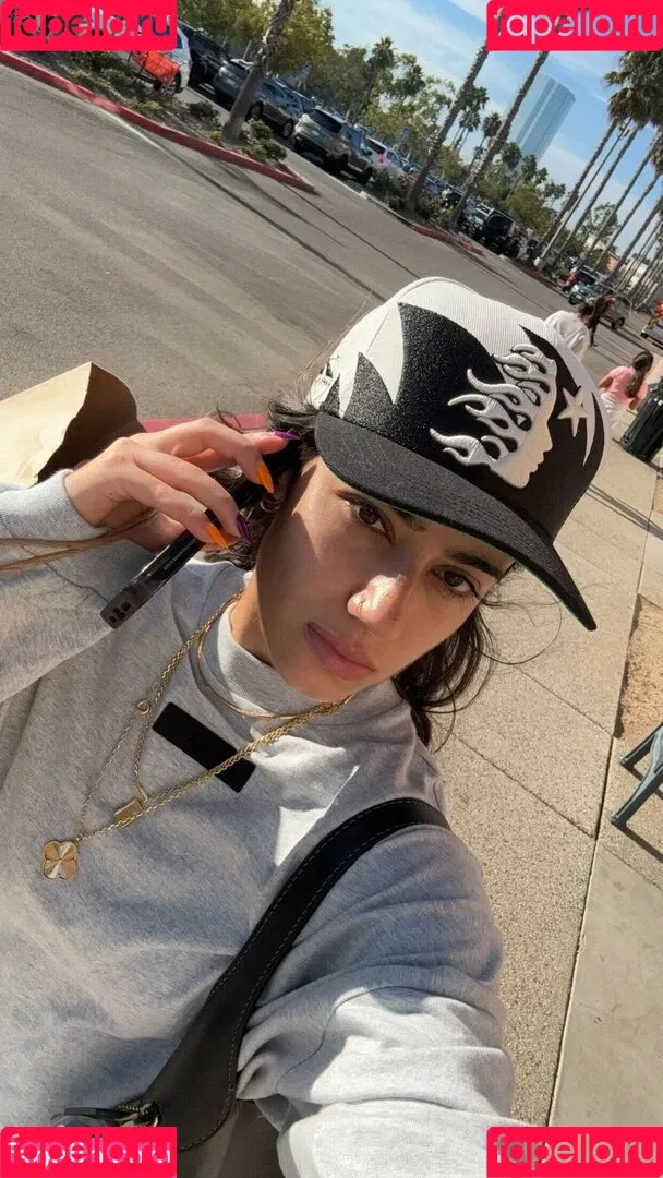 Sara Saffari / sara_saffari / sarasaffari__ Onlyfans Photo Gallery 
