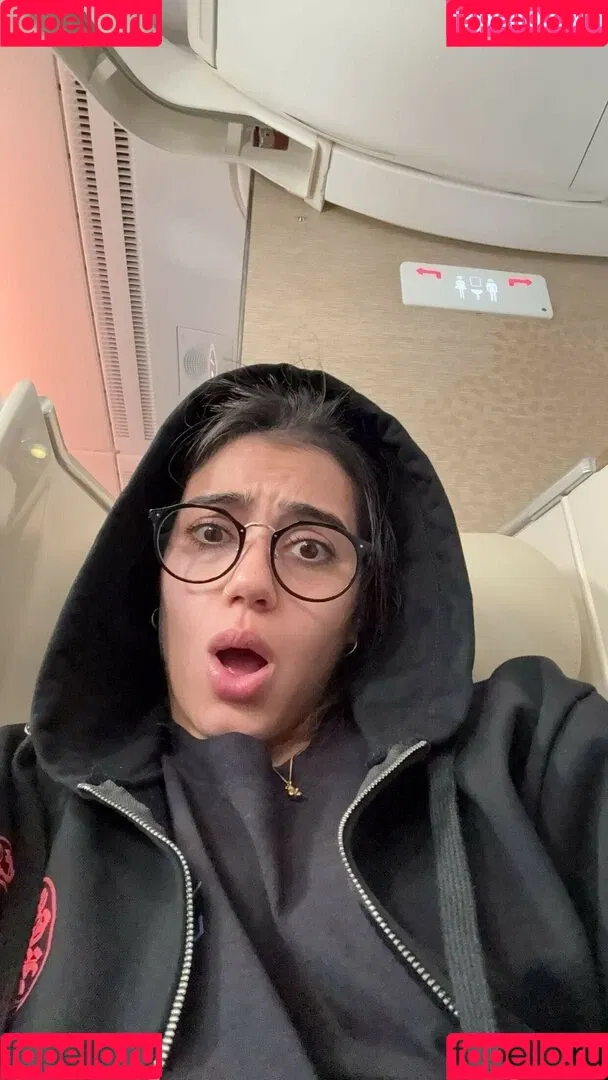 Sara Saffari / sara_saffari / sarasaffari__ Onlyfans Photo Gallery 