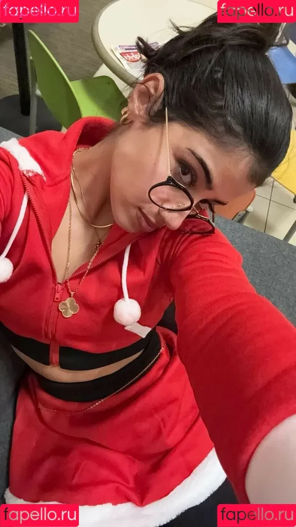 Sara Saffari / sara_saffari / sarasaffari__ Onlyfans Photo Gallery 