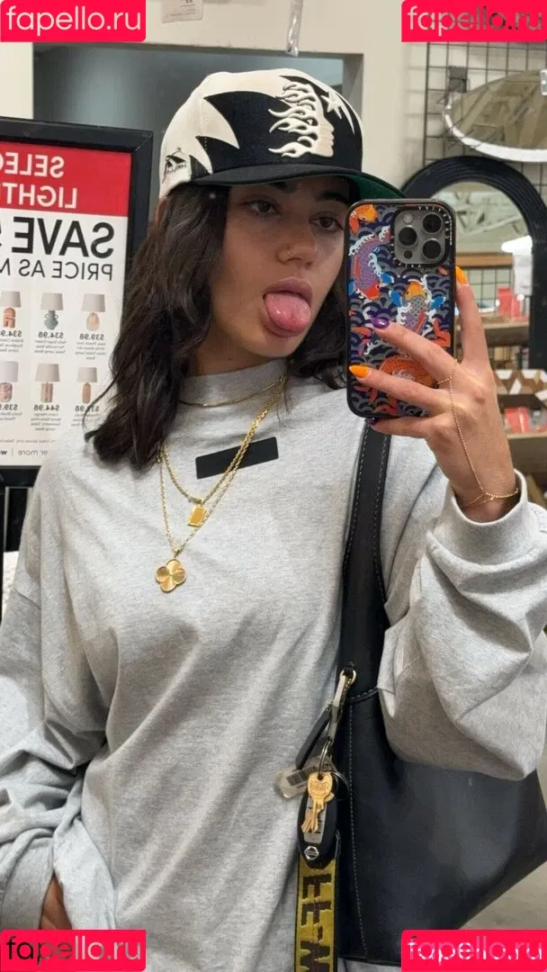 Sara Saffari / sara_saffari / sarasaffari__ Onlyfans Photo Gallery 