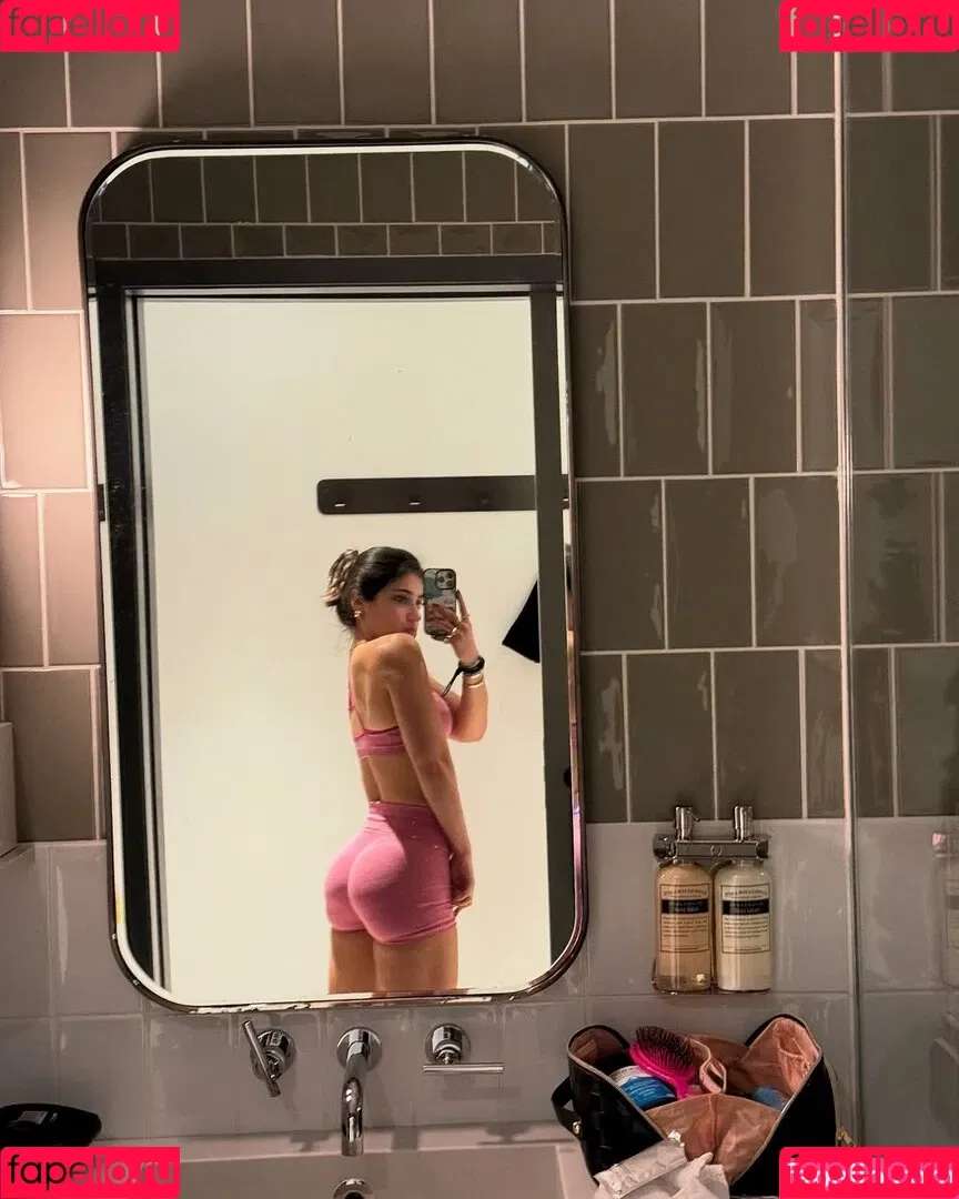 Sara Saffari / sara_saffari / sarasaffari__ Onlyfans Photo Gallery 