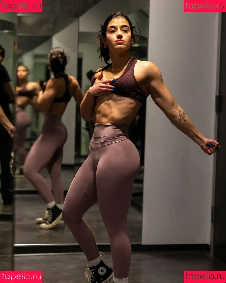 Sara Saffari / sara_saffari / sarasaffari__ Onlyfans Photo Gallery 
