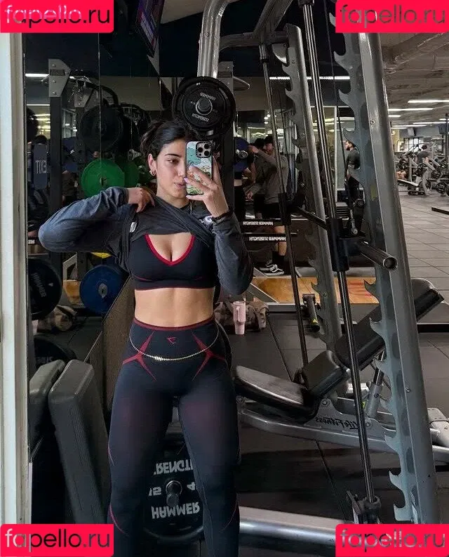 Sara Saffari / sara_saffari / sarasaffari__ Onlyfans Photo Gallery 