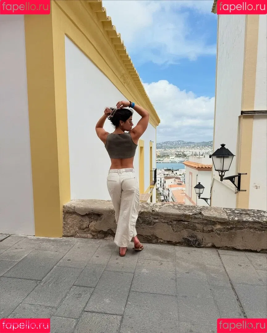 Sara Saffari / sara_saffari / sarasaffari__ Onlyfans Photo Gallery 