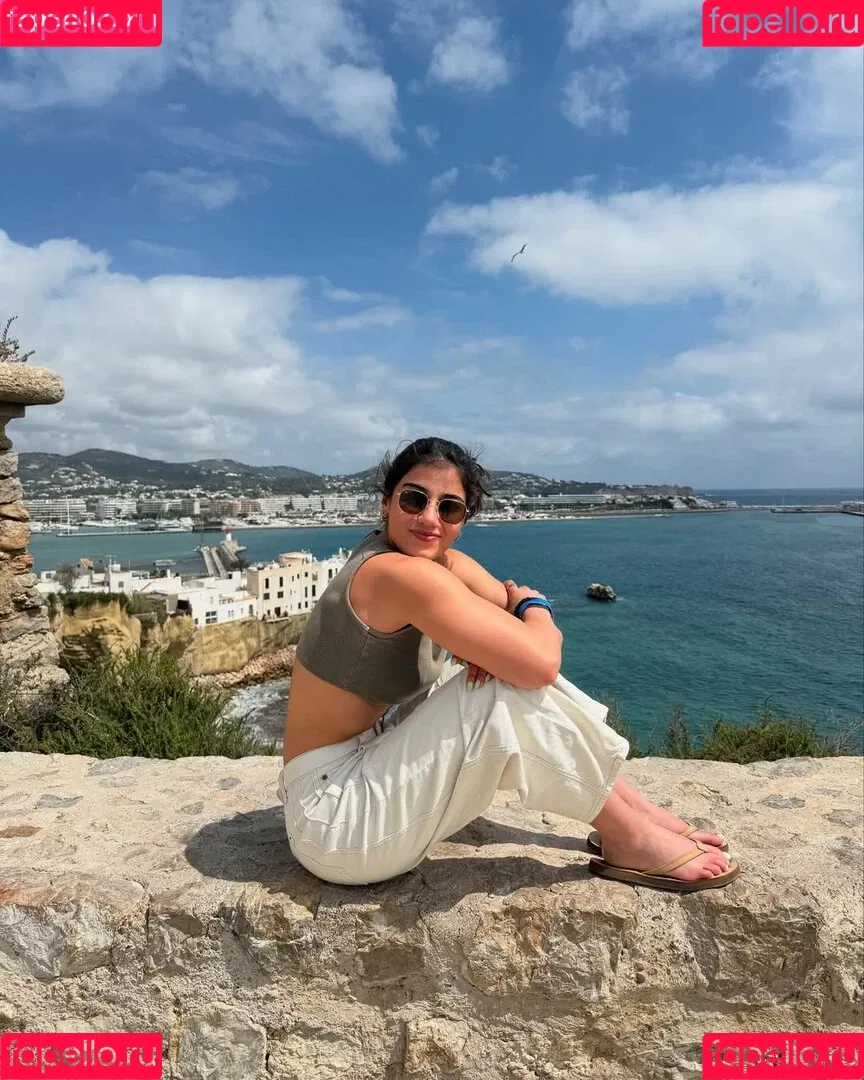 Sara Saffari / sara_saffari / sarasaffari__ Onlyfans Photo Gallery 