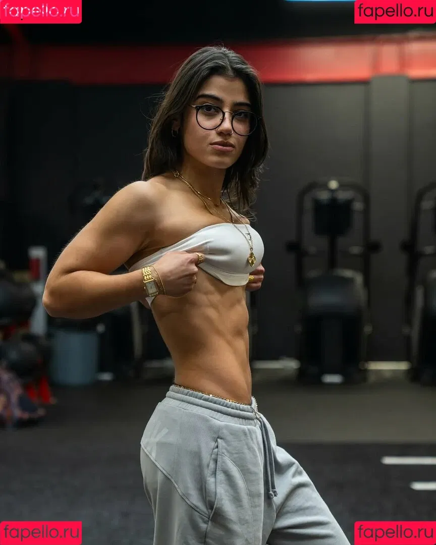 Sara Saffari / sara_saffari / sarasaffari__ Onlyfans Photo Gallery 