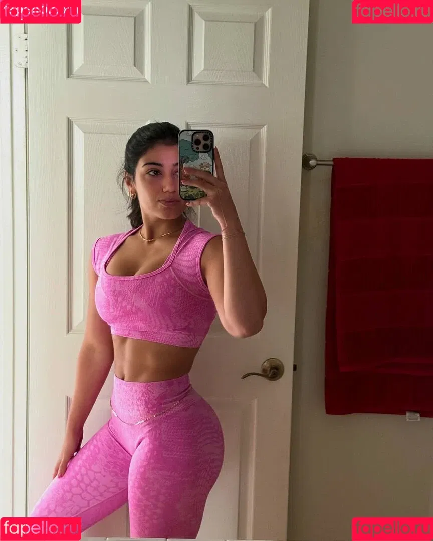 Sara Saffari / sara_saffari / sarasaffari__ Onlyfans Photo Gallery 