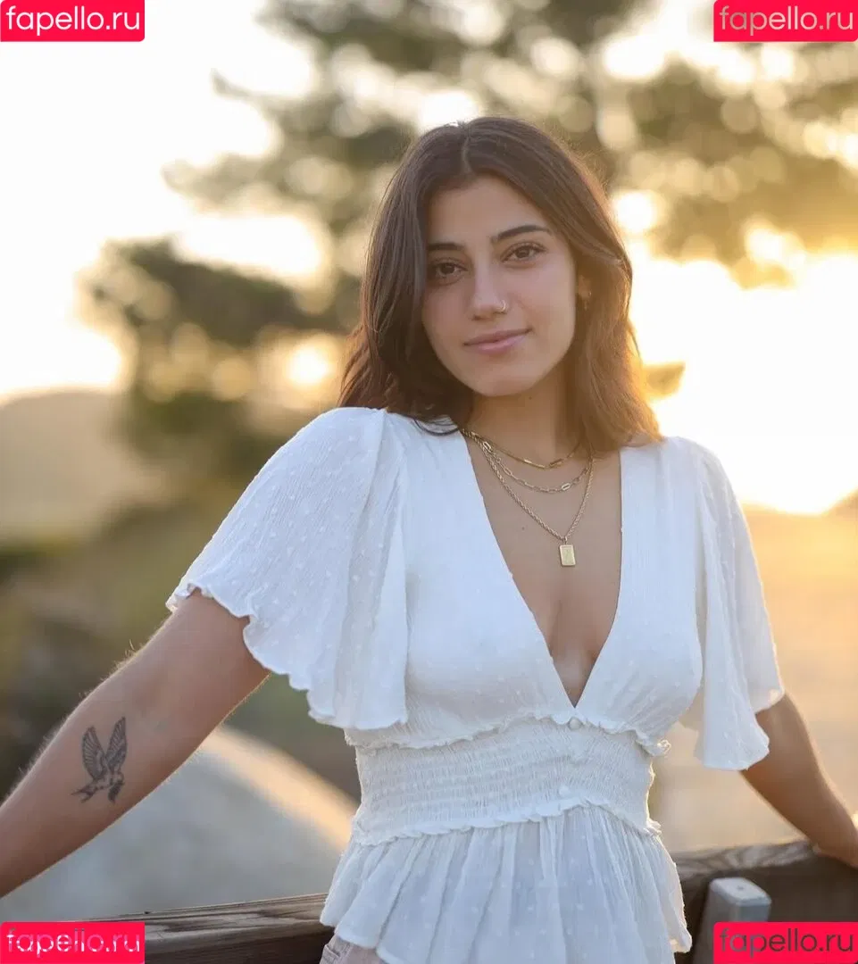 Sara Saffari / sara_saffari / sarasaffari__ Onlyfans Photo Gallery 