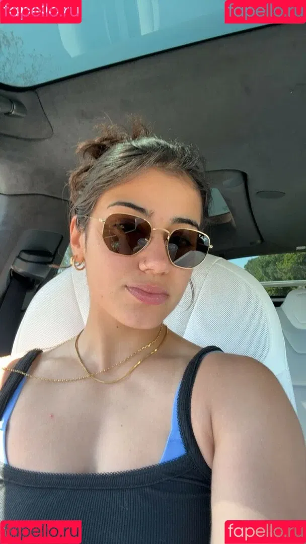 Sara Saffari / sara_saffari / sarasaffari__ Onlyfans Photo Gallery 