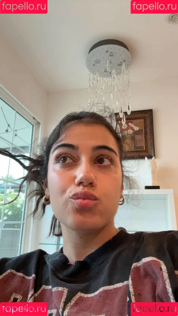 Sara Saffari / sara_saffari / sarasaffari__ Onlyfans Photo Gallery 