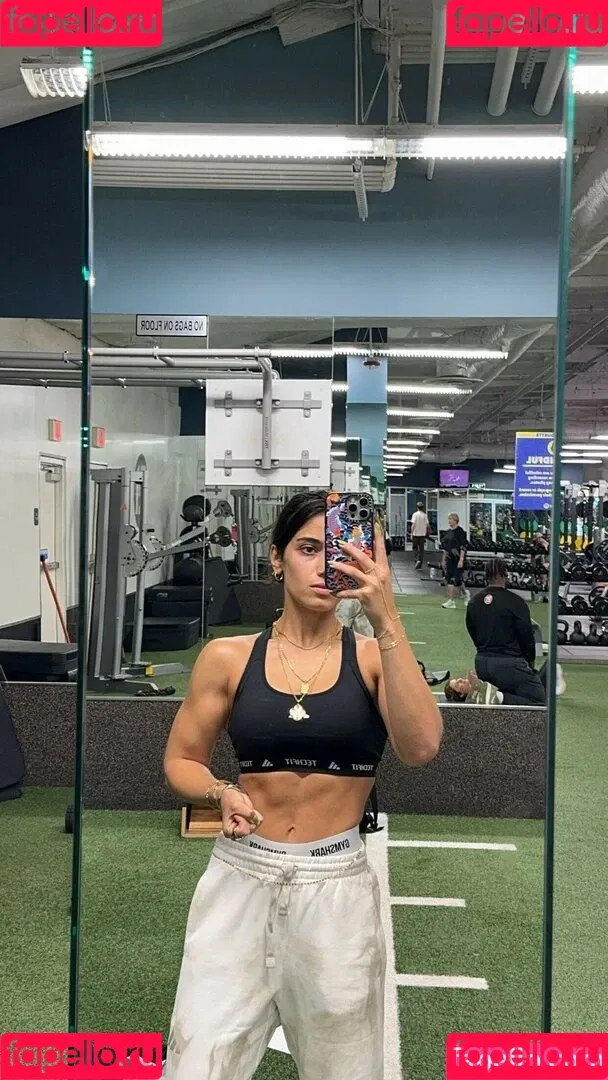 Sara Saffari / sara_saffari / sarasaffari__ Onlyfans Photo Gallery 