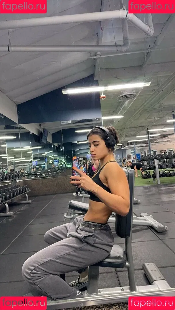 Sara Saffari / sara_saffari / sarasaffari__ Onlyfans Photo Gallery 