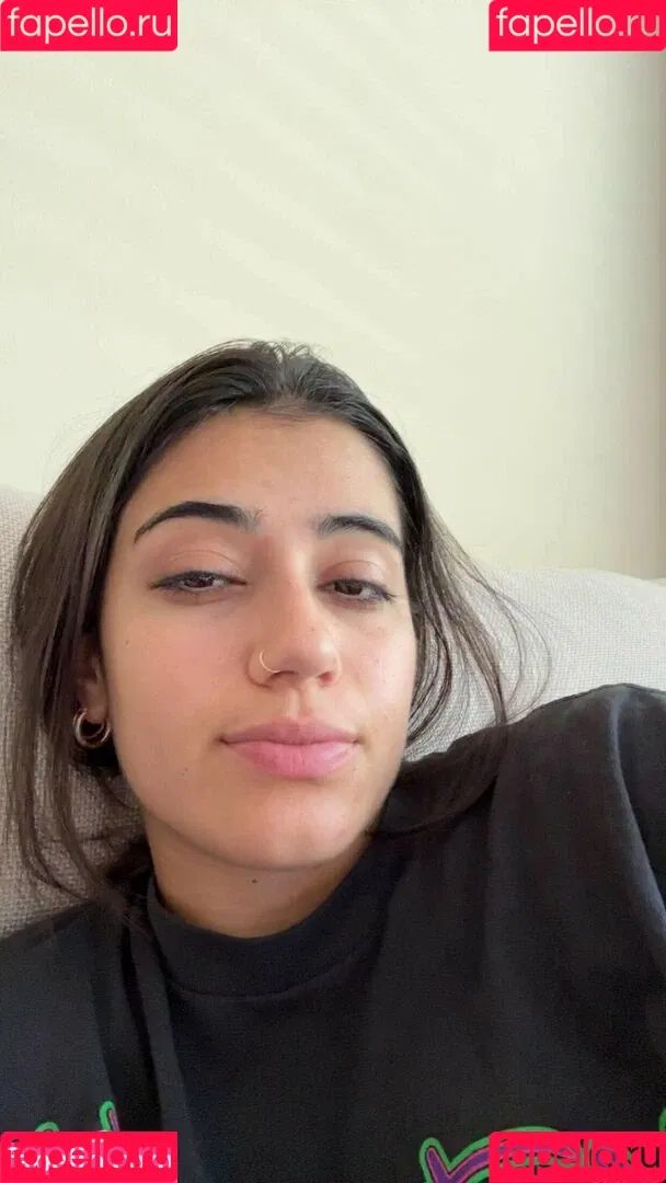Sara Saffari / sara_saffari / sarasaffari__ Onlyfans Photo Gallery 