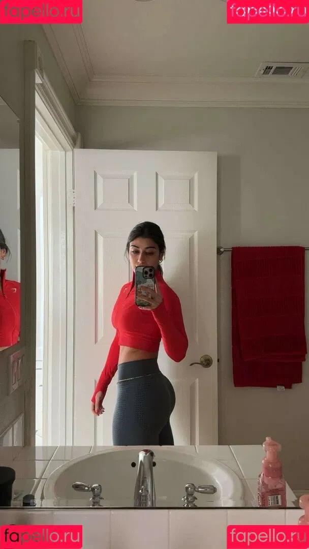 Sara Saffari / sara_saffari / sarasaffari__ Onlyfans Photo Gallery 