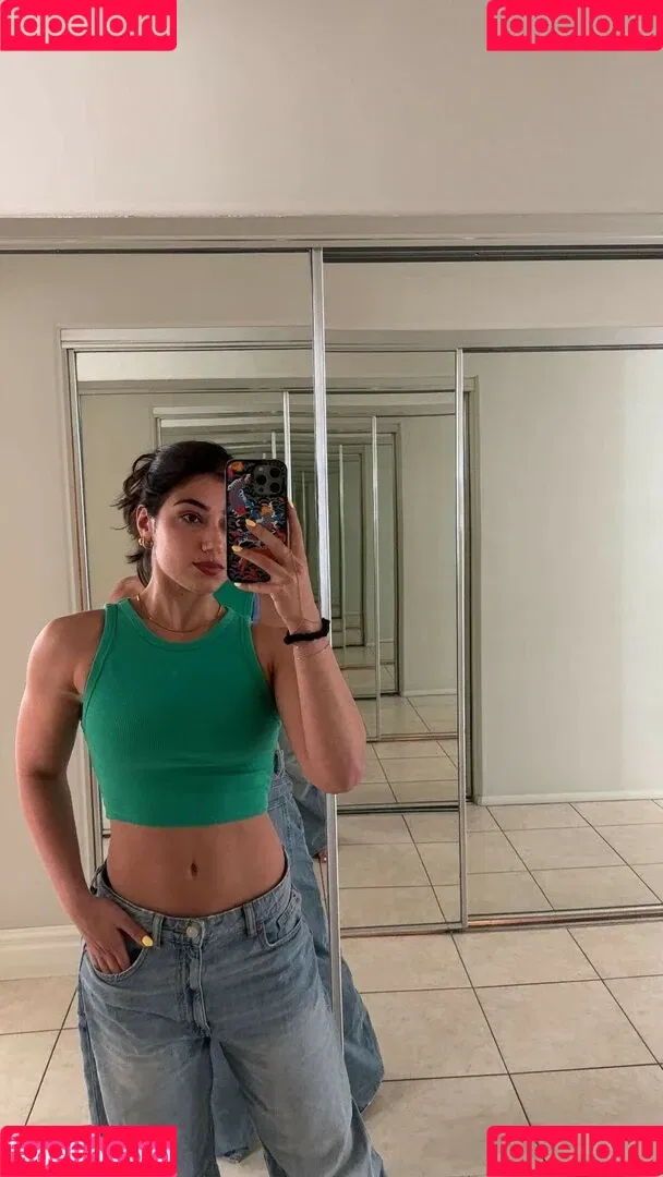 Sara Saffari / sara_saffari / sarasaffari__ Onlyfans Photo Gallery 