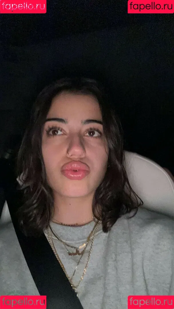 Sara Saffari / sara_saffari / sarasaffari__ Onlyfans Photo Gallery 