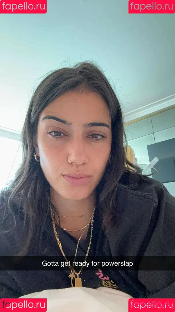 Sara Saffari / sara_saffari / sarasaffari__ Onlyfans Photo Gallery 
