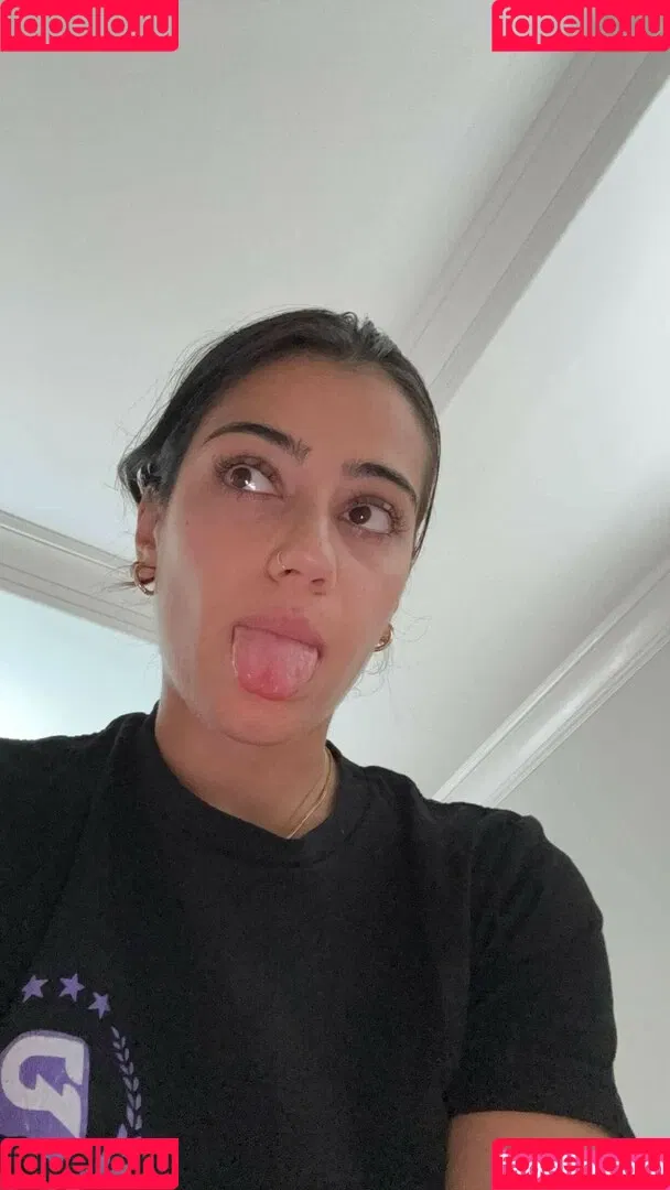 Sara Saffari / sara_saffari / sarasaffari__ Onlyfans Photo Gallery 
