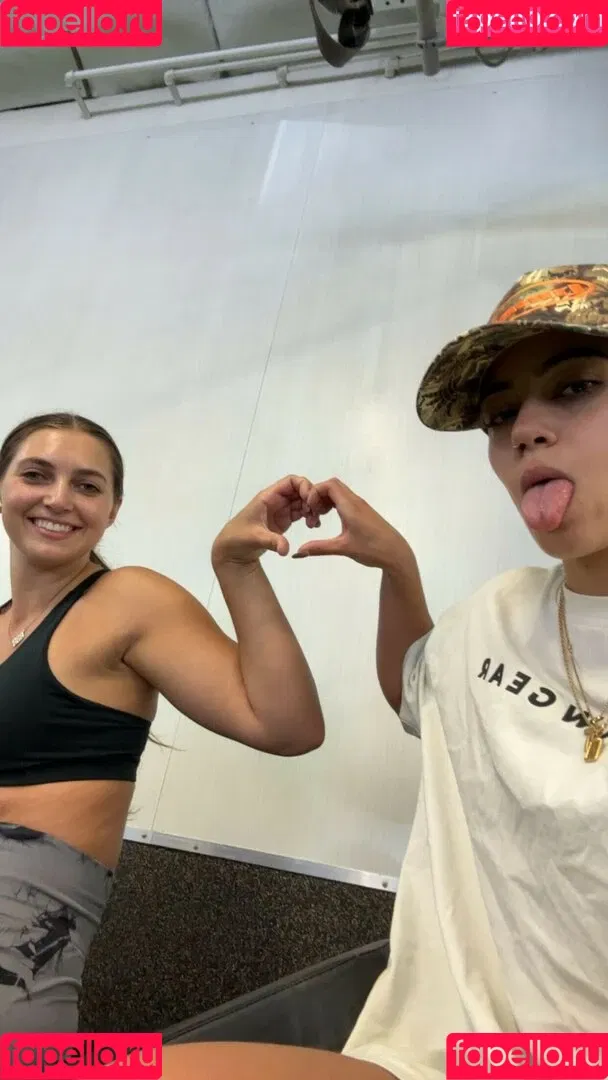 Sara Saffari / sara_saffari / sarasaffari__ Onlyfans Photo Gallery 