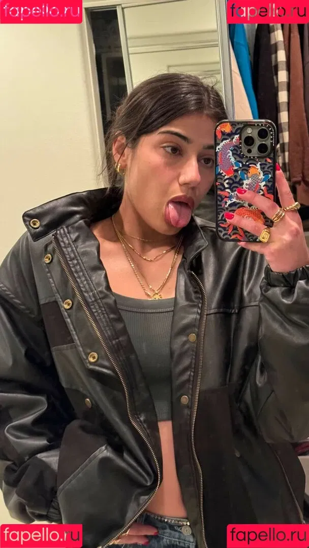 Sara Saffari / sara_saffari / sarasaffari__ Onlyfans Photo Gallery 