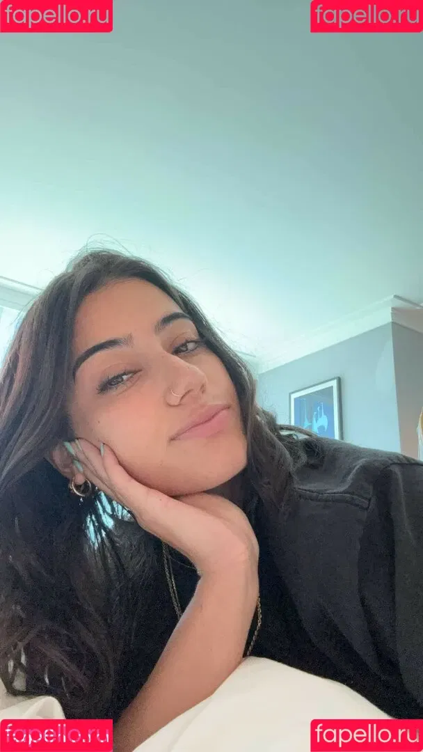Sara Saffari / sara_saffari / sarasaffari__ Onlyfans Photo Gallery 