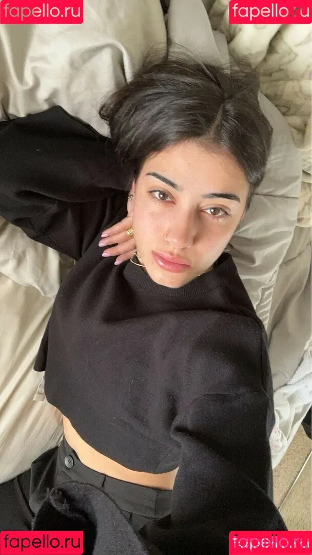 Sara Saffari / sara_saffari / sarasaffari__ Onlyfans Photo Gallery 