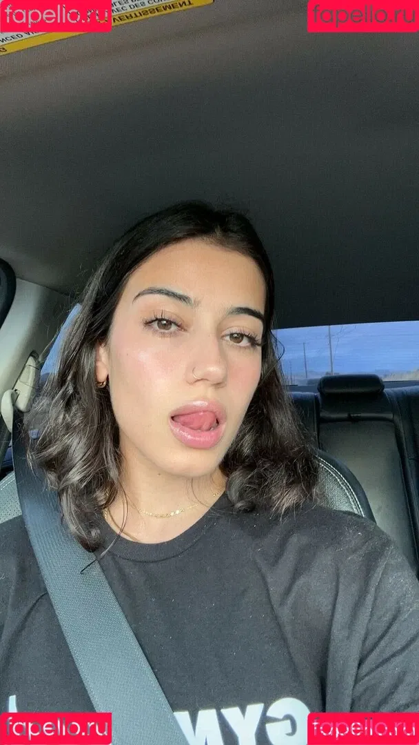 Sara Saffari / sara_saffari / sarasaffari__ Onlyfans Photo Gallery 