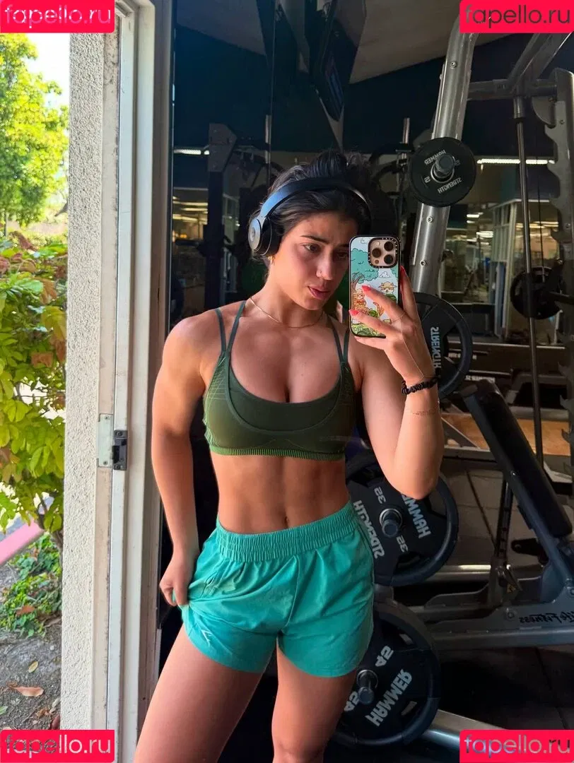 Sara Saffari / sara_saffari / sarasaffari__ Onlyfans Photo Gallery 