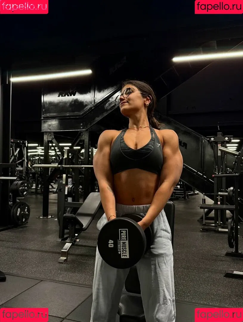 Sara Saffari / sara_saffari / sarasaffari__ Onlyfans Photo Gallery 